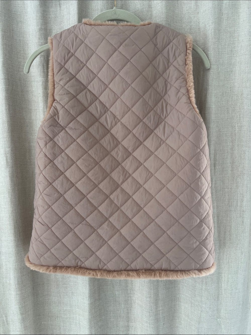 Zara Girls Reversible Pink Fur Vest - Picture 6 of 9